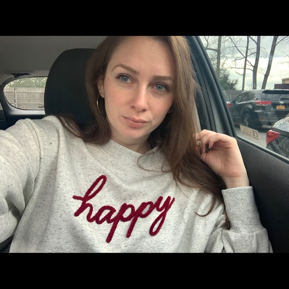 Meet your Posher, Danielle - Picture 2 of 2